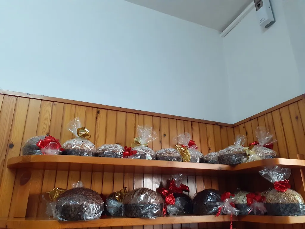 Panificio Petrolati restaurant in Monterado