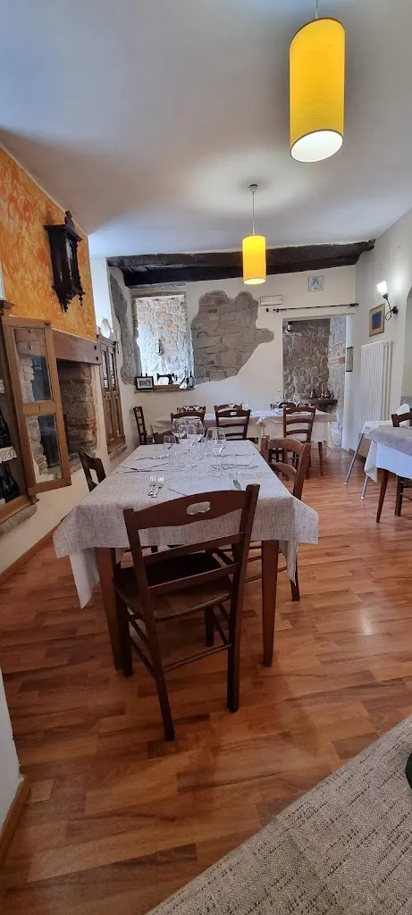 Borgo Antico restaurant in Montemonaco