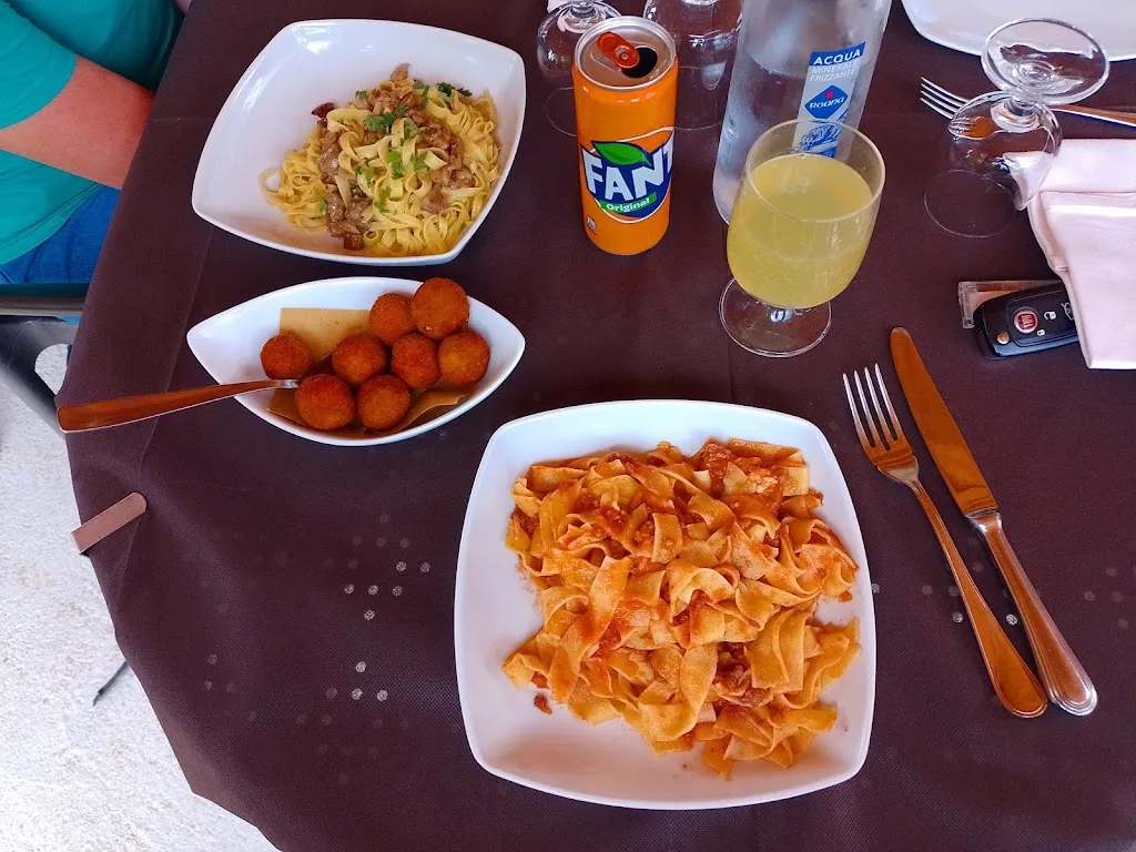 Gerald Lapira_Ristorante La Scampagnata_Montemonaco_review