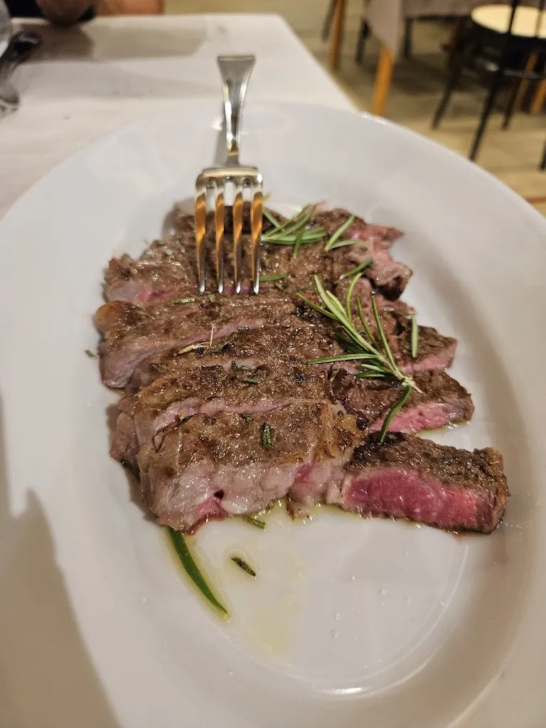 Ristorante La Scampagnata_Montemonaco_slider_image_3