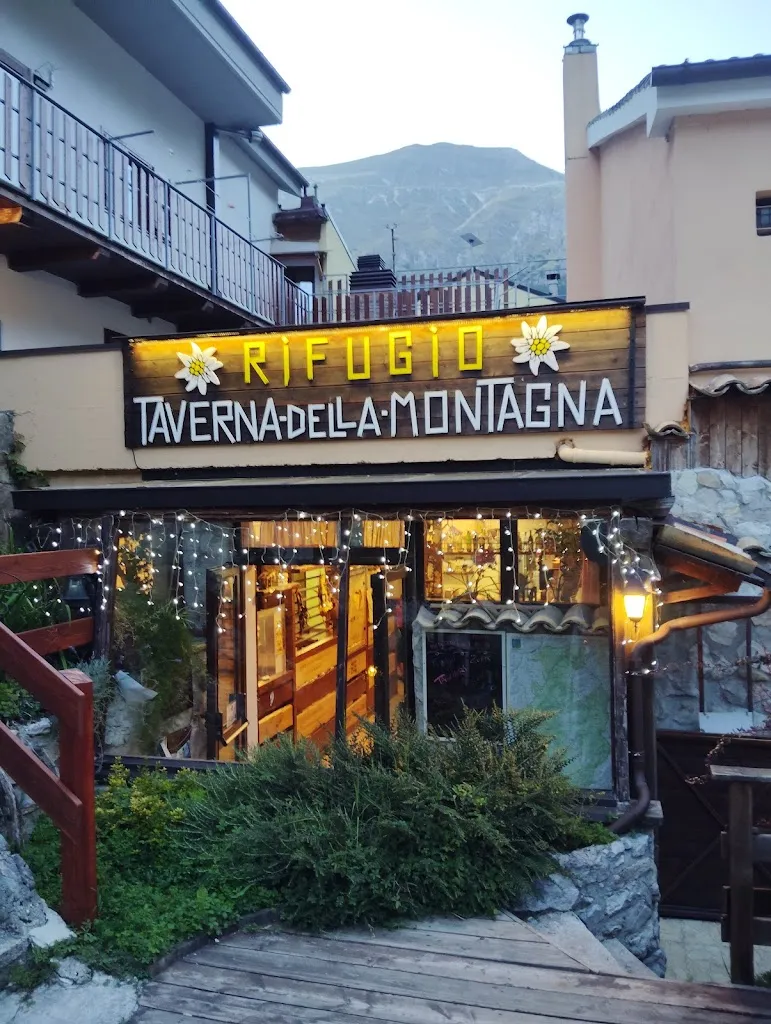 Rifugio Taverna Della Montagna_Montemonaco_slider_image_3