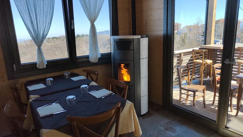 Bar Zocchi Di Zocchi Massimo restaurant in Montemonaco