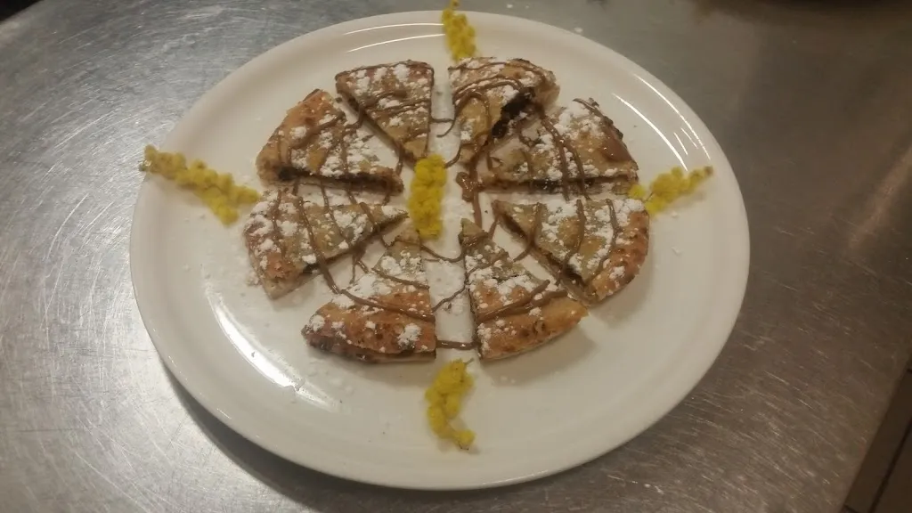 Pizzeria ristorante COCCARO_Monterubbiano_slider_image_3