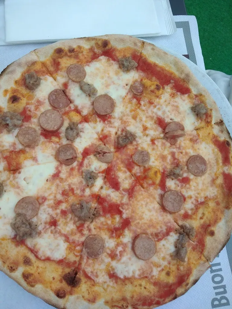 Patrizia F._Planet Pizzeria Spaghetteria_Monterubbiano_recensione