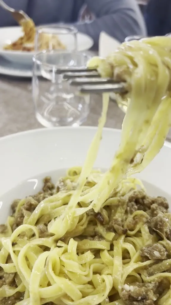 Laghi Santarelli_Monterubbiano_slider_image_2