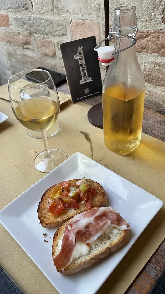 Roderick Hansen_Bar Rosita pizzeria Di Venturini Giacomo_Montottone_review