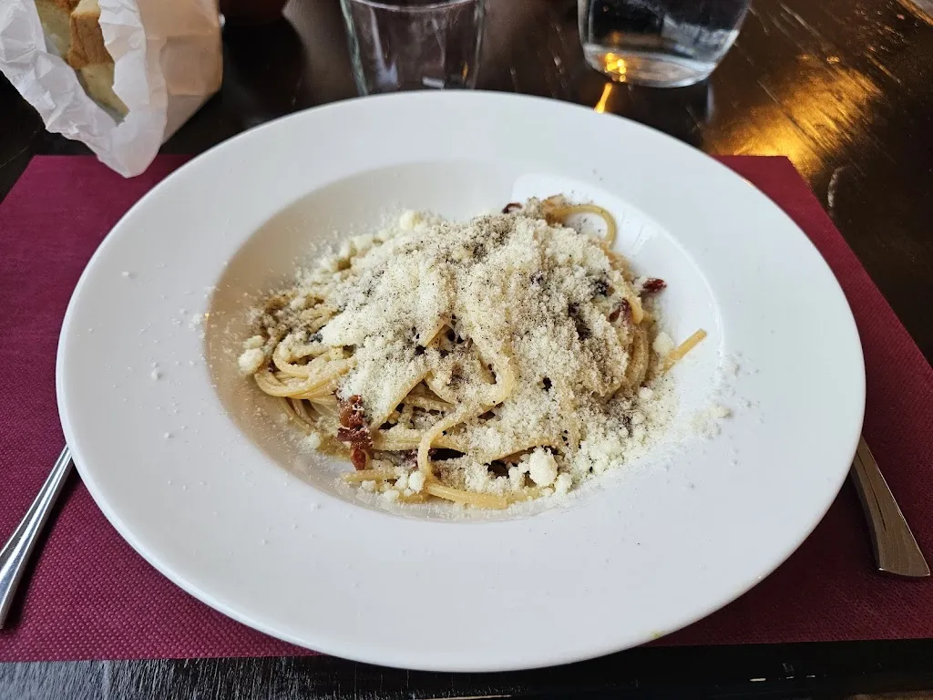 Emanuele Bonsignore_Restaurant Vin ' Canta_Morro d'Alba_review