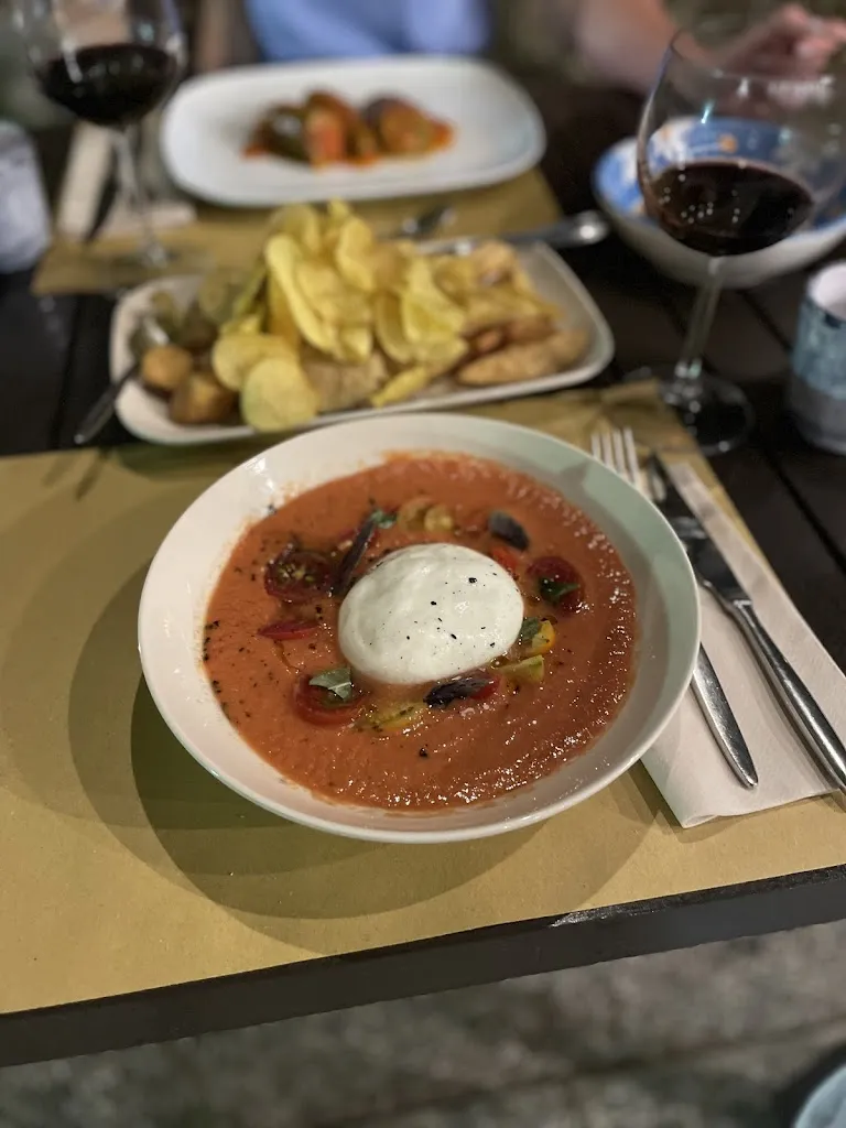 Chris Dekker_Agriturismo Ponterosa_Morrovalle_review