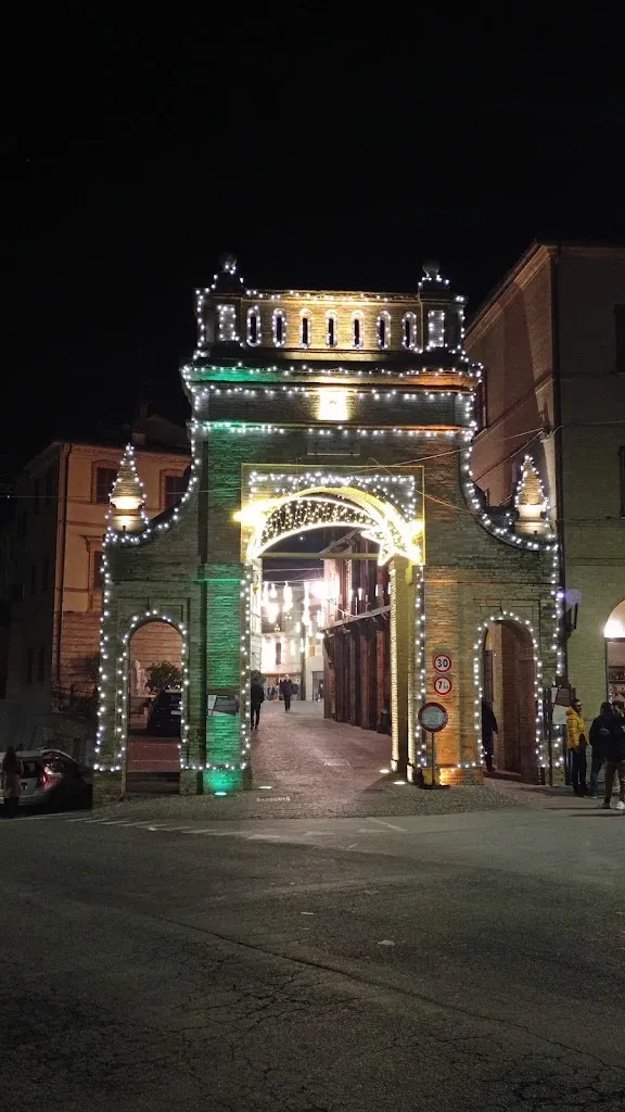 Massimiliano De Capraris_Pizzeria Da TERÈ_Morrovalle_review