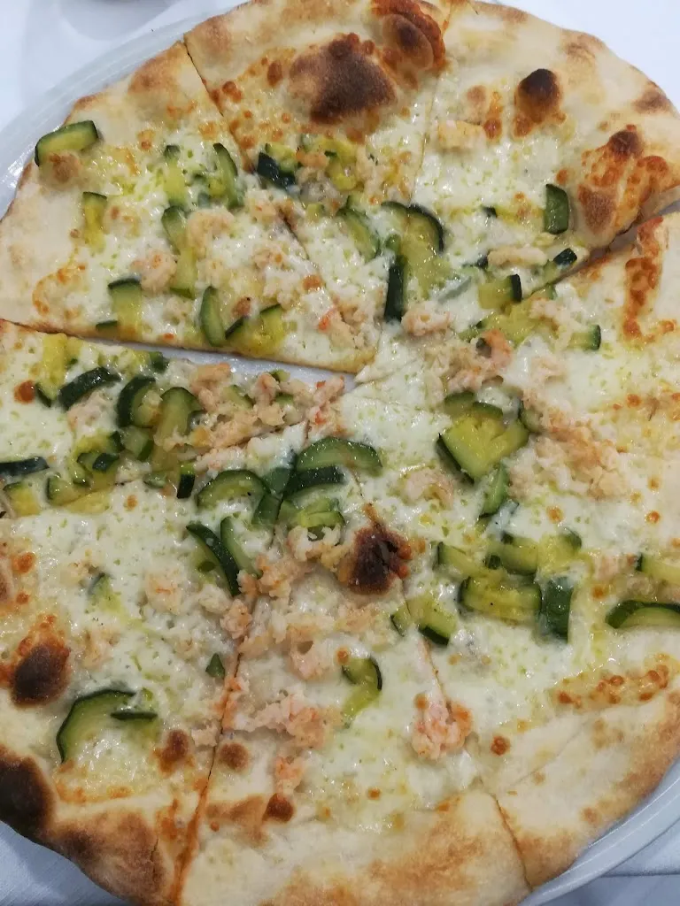 Stefano Foresi_Ristorante Pizzeria Apollo 8_Morrovalle_review