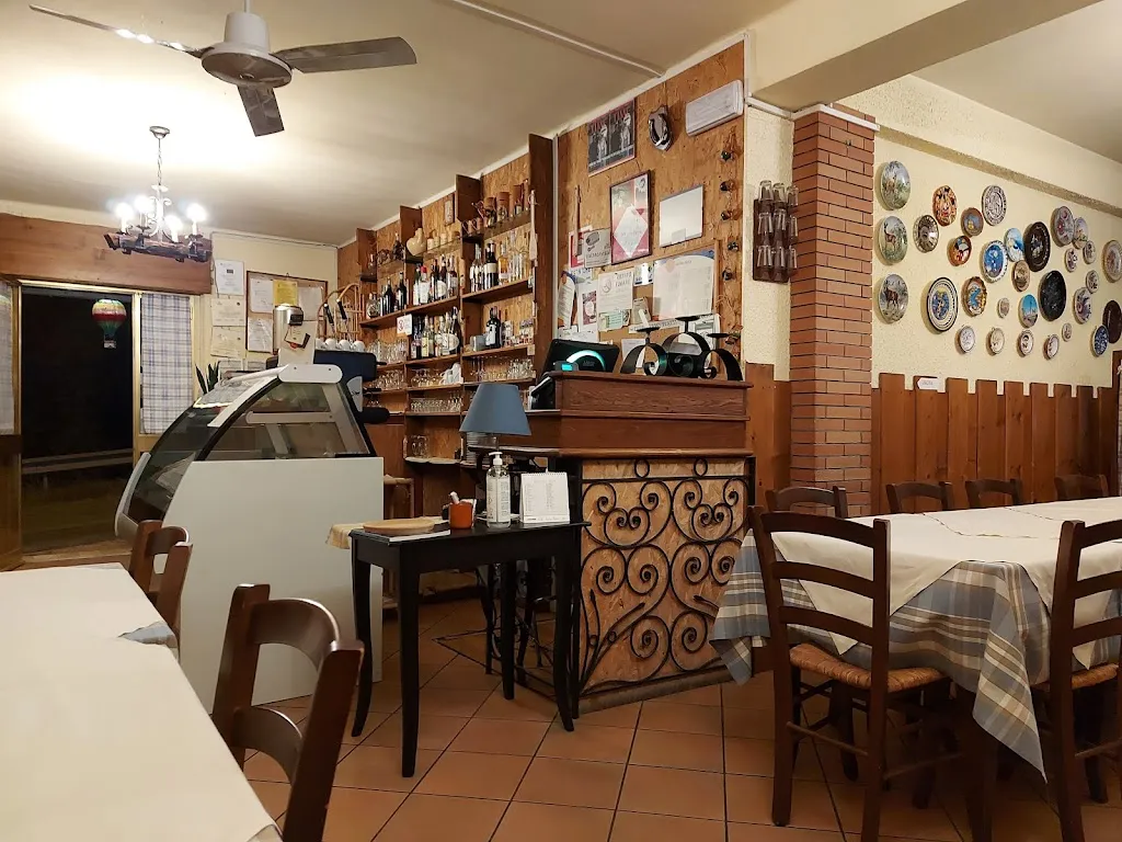 Trattoria Alocco_Offagna_slider_image_1