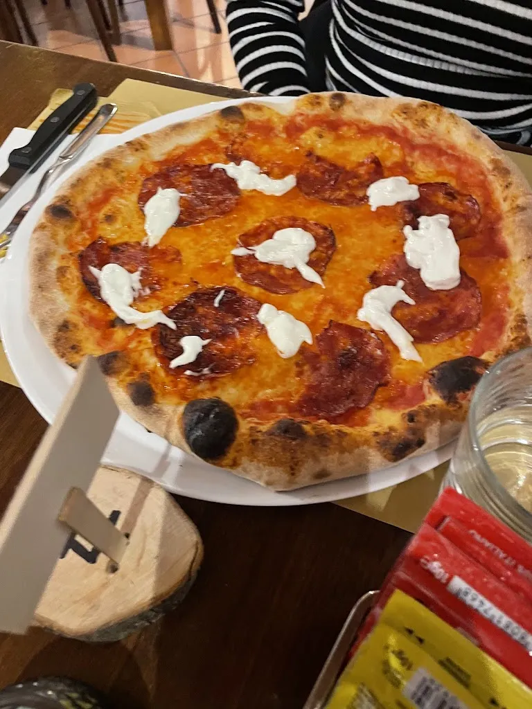 Menu_Pizzeria 4 Rioni_Offagna_image_8