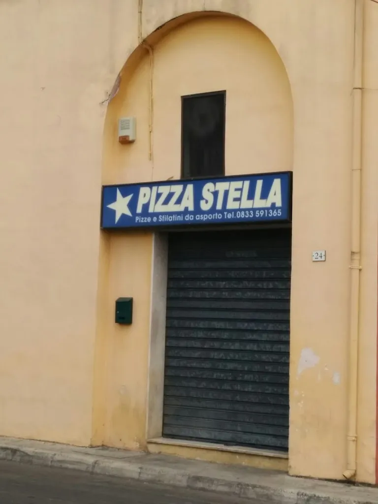 Pizza Stella Di Finguerra Simone restaurant in Casarano