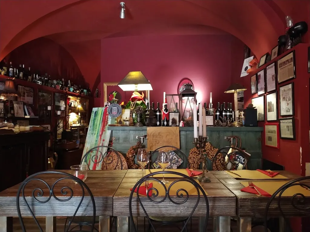 Cantinetta dell'Olmo restaurant in Offida