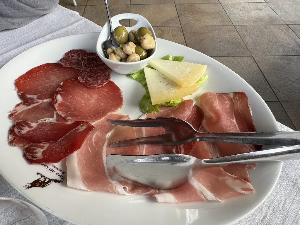 Ristorante la Tana del Lupo_Caramanico Terme_slider_image_3