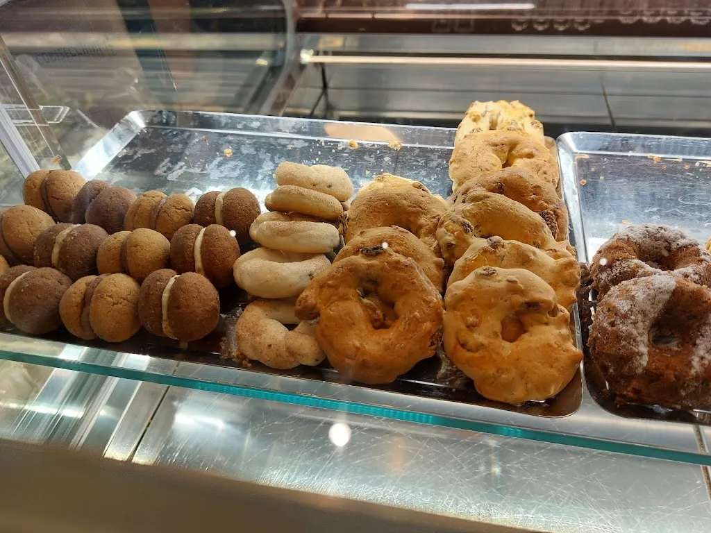 Mille Voglie Bar Pasticceria Pizzeria Gelateria_Ostra Vetere_slider_image_2