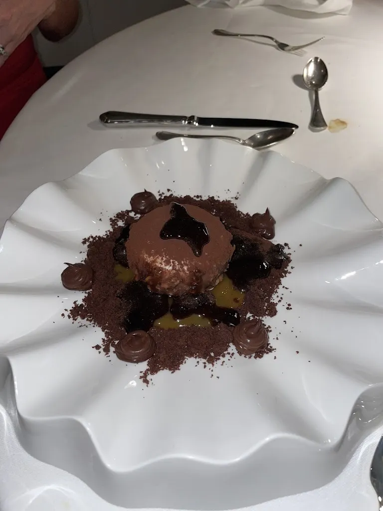 Zach Prior_La Cala delle Lampare_Palmiano_review