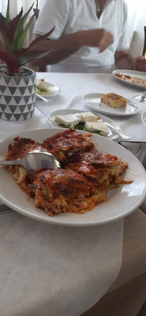 Menu_Dades_Castelluccio dei Sauri_image_1