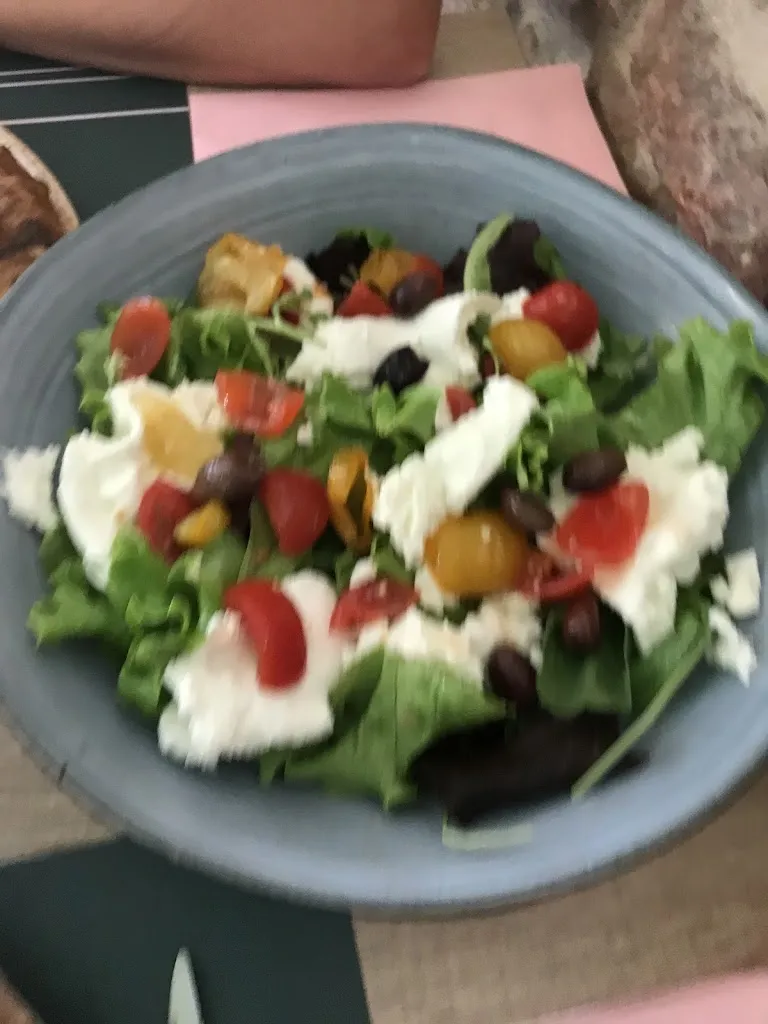 Miroslav Matyáš_Pizzeria GUSTÒ - Trecastelli_Passo Ripe_review