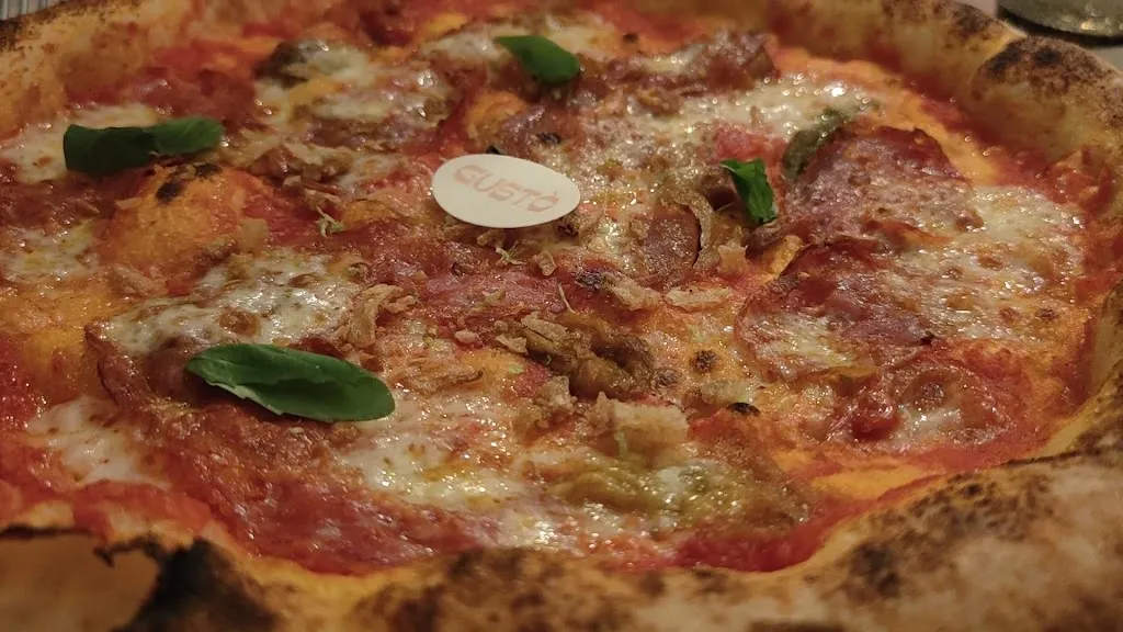 Pizzeria GUSTÒ - Trecastelli_Passo Ripe_slider_image_2