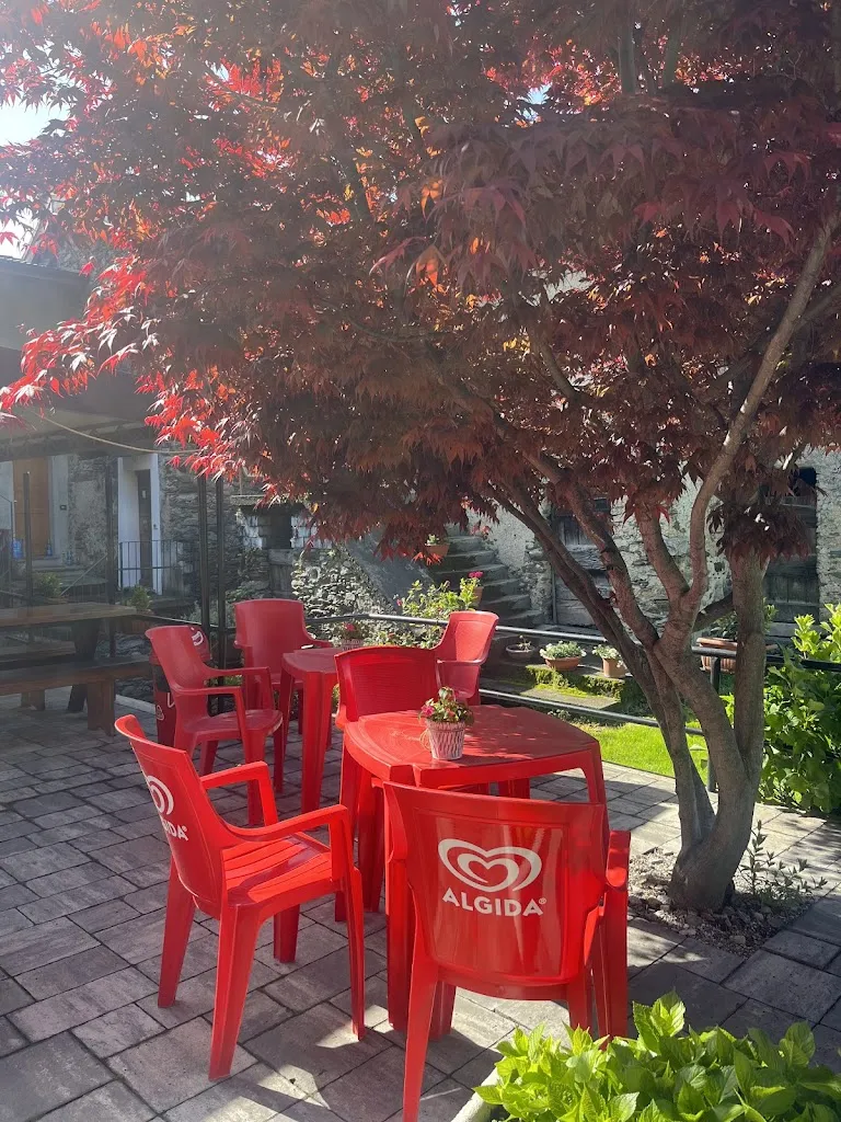 Hotel del Falco restaurant in Peglio