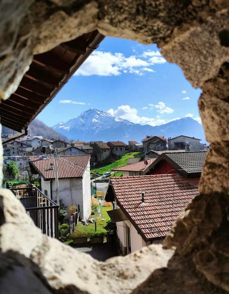 Hotel del Falco_Peglio_slider_image_3