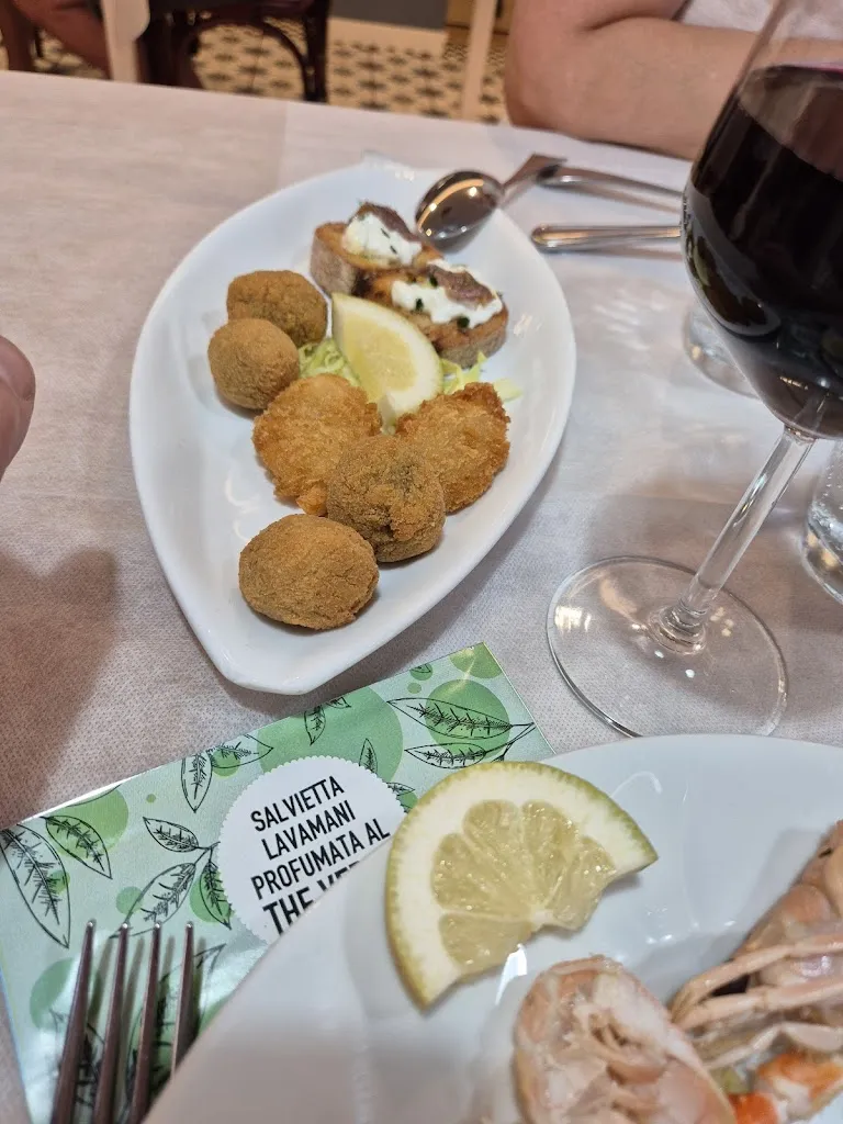 Tano Rockford_Ristorante Perotti_Pedaso_review