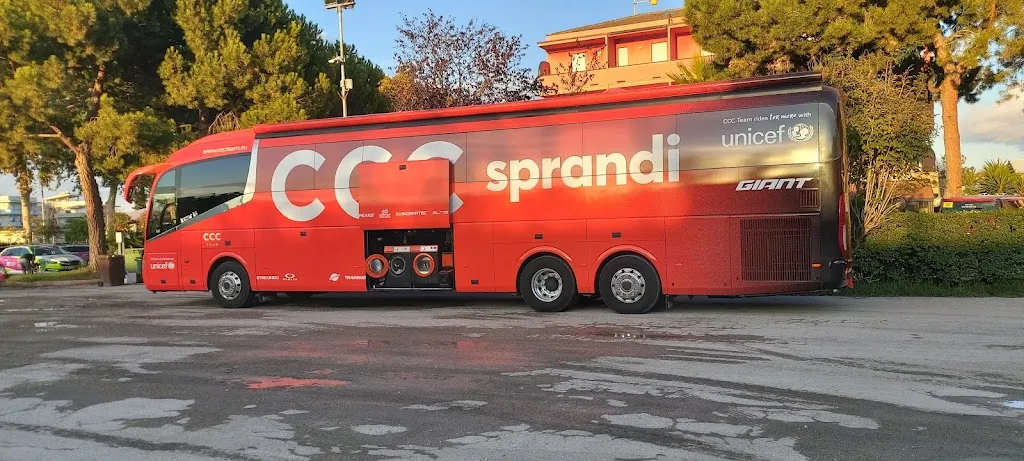 Menyo Vladkov_Valdaso_Pedaso_review