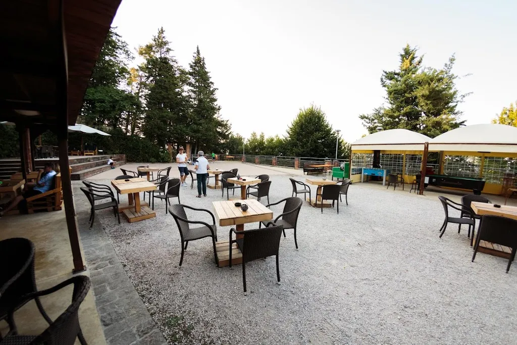 Terrazza Belvedere restaurant in Penna San Giovanni