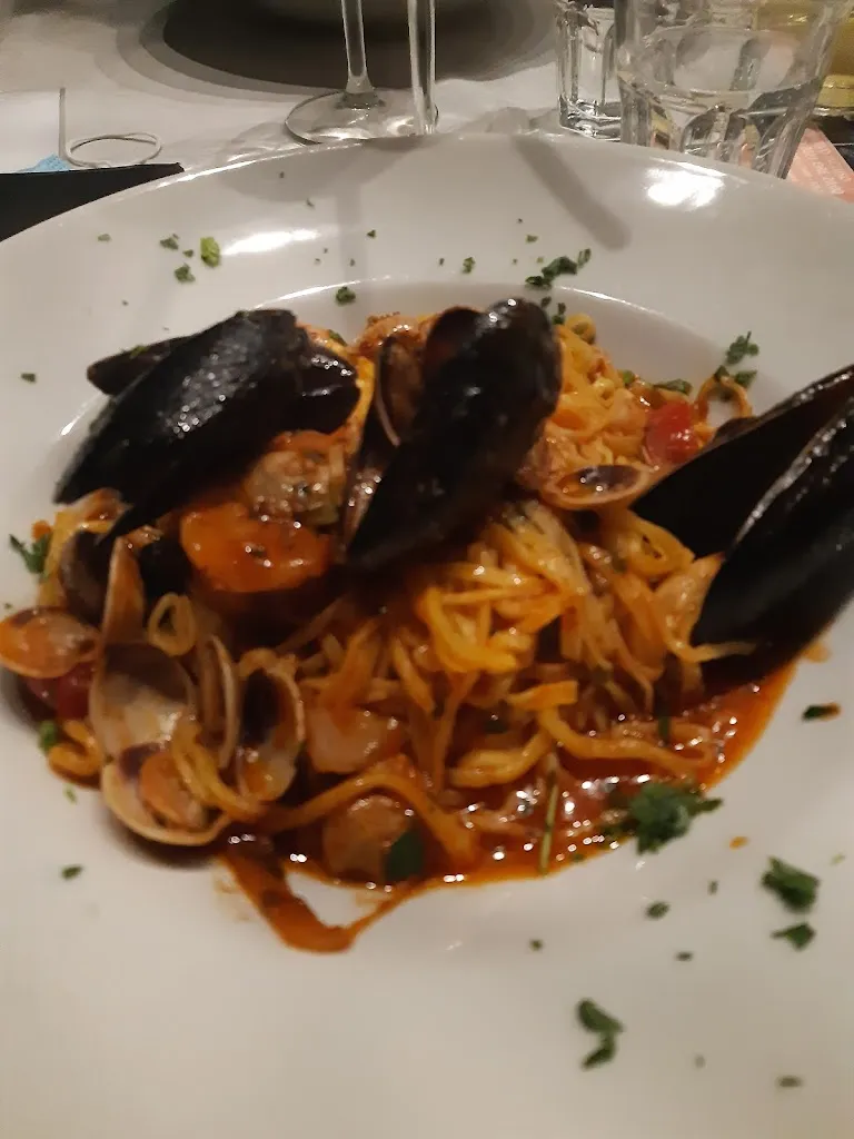 Tobit Boeykens_La Capinera_Petriano_recensione