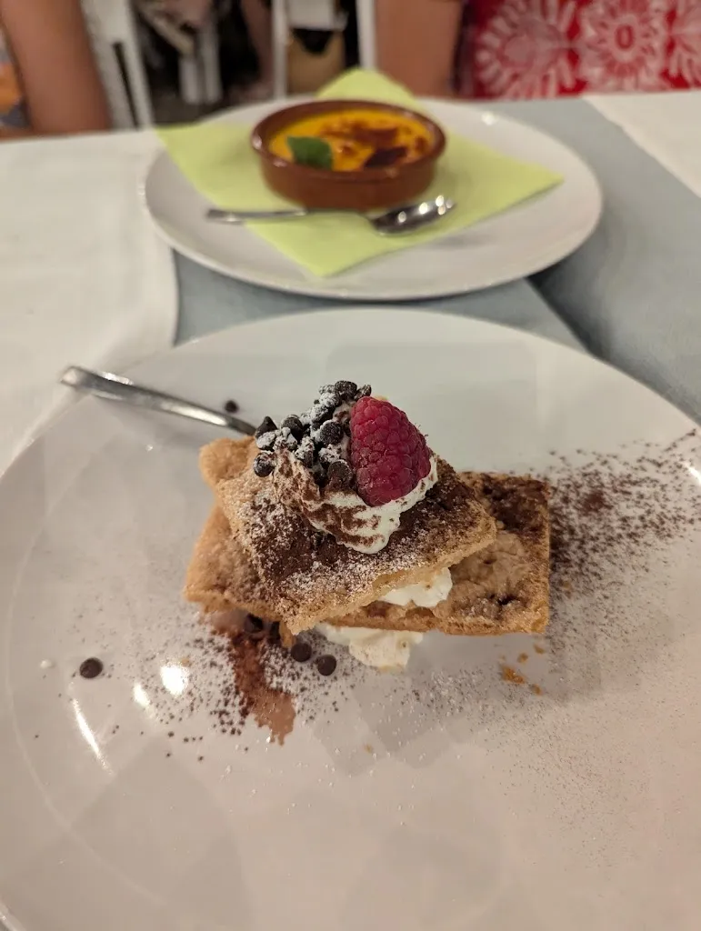 Enzo Chiaramonte_Borgo Petriolo_Petriolo_recensione