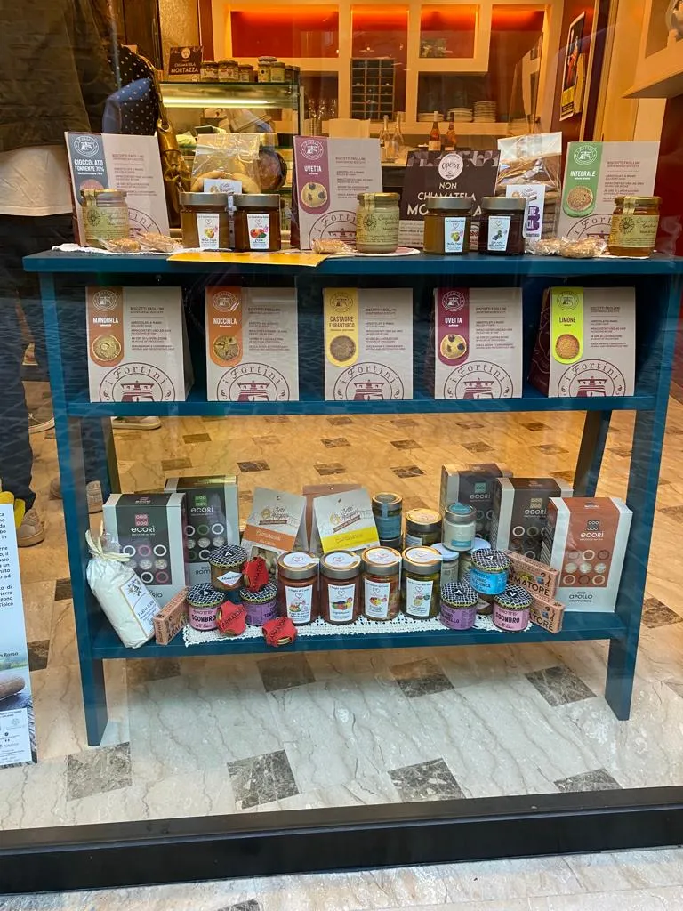 Bottega Vitali restaurant in Petritoli