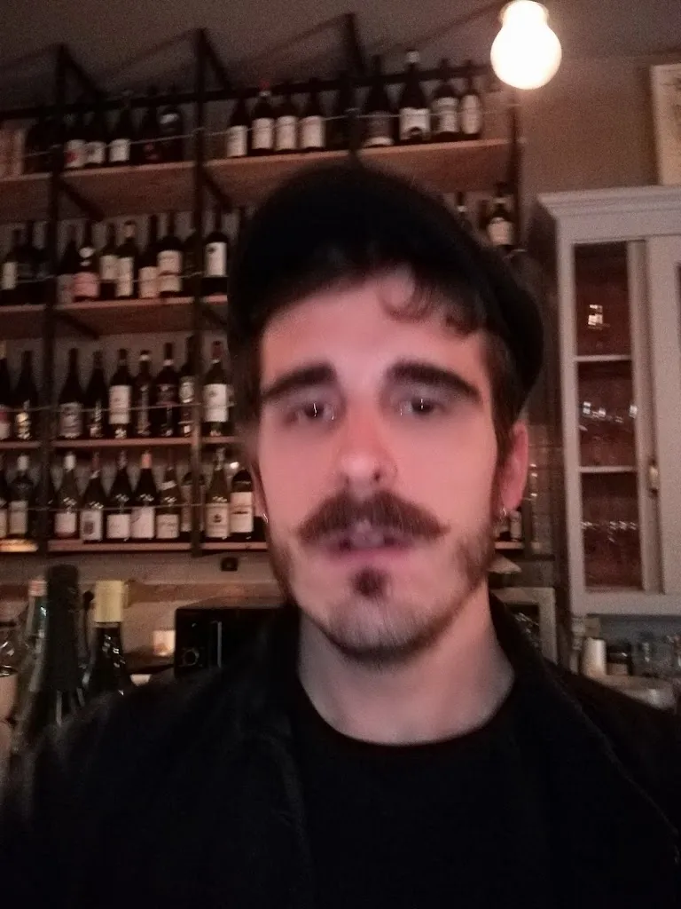 Lorenzo Antolini_Cantina Antisociale_Petritoli_review