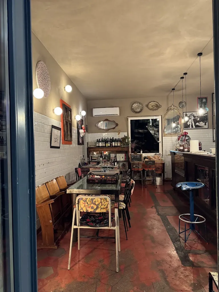 Marta Antinori_Cantina Antisociale_Petritoli_review