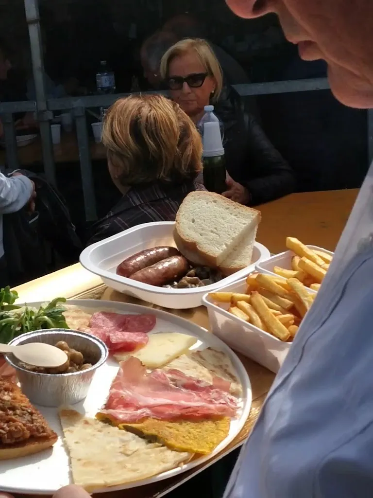 Ristorante Da Emilio_Piandimeleto_slider_image_2