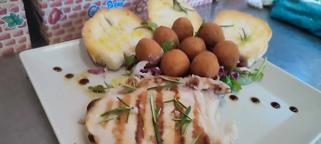 Pizzeria Paradiso_Piandimeleto_slider_image_3