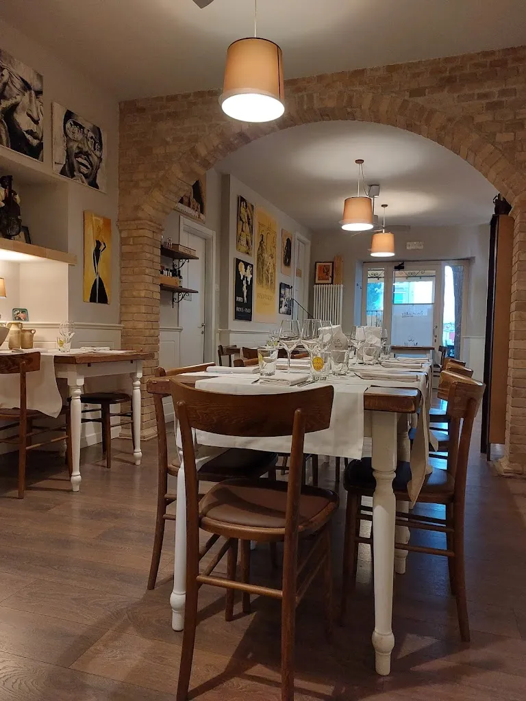 Ristorantino Loscottadito Numana restaurant in Numana