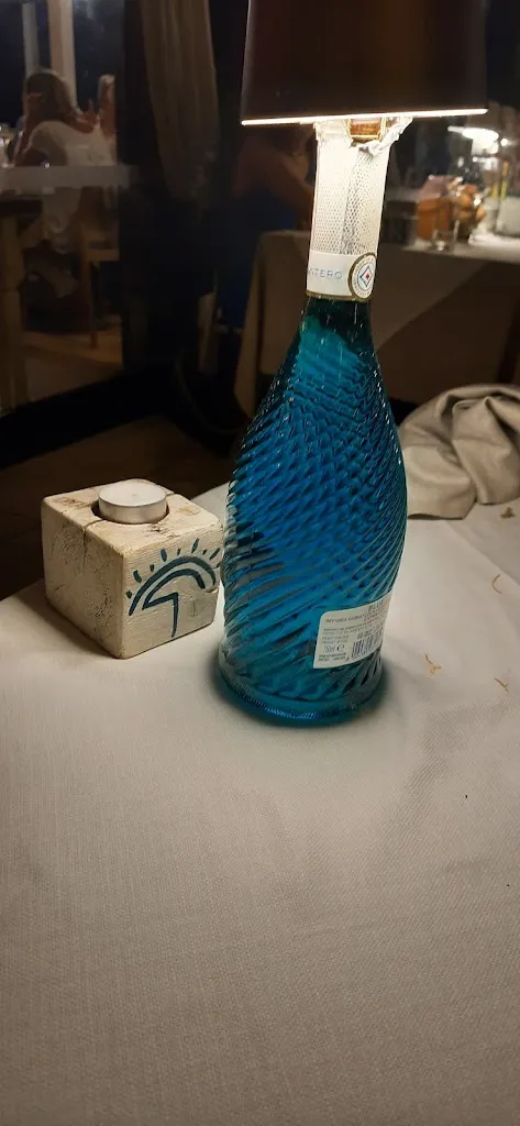 Andrea Curzi_Parasol_Numana_review