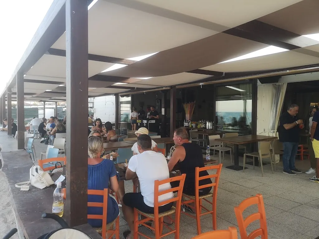 Parasol restaurant in Numana