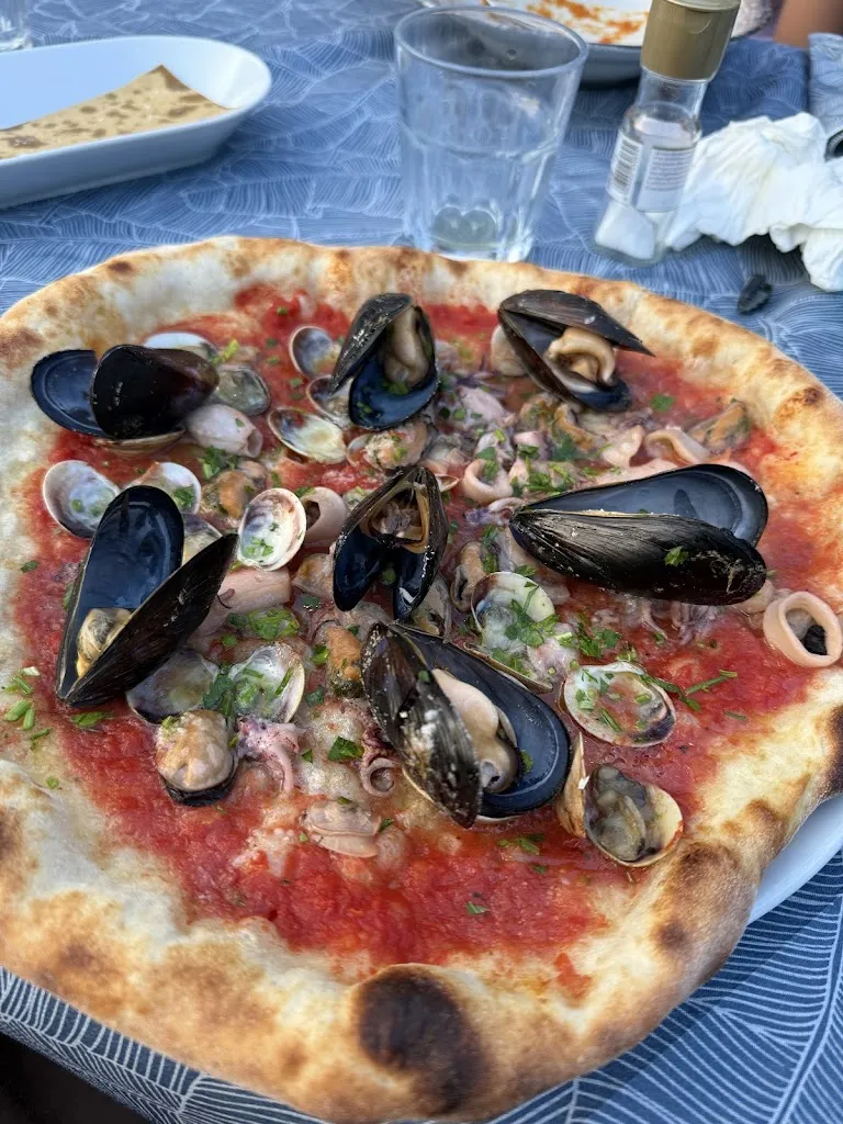 Alexandru Talpau_Rotisserie Pizzeria Da Luca_Numana_review