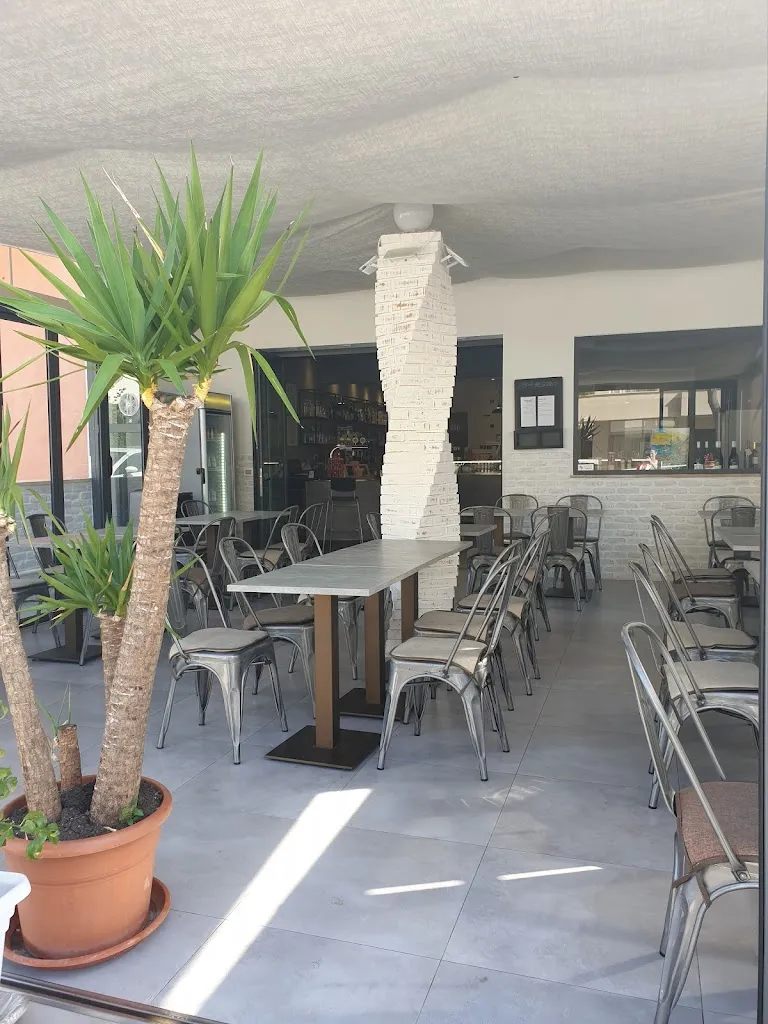 Rotisserie Pizzeria Da Luca restaurant in Numana