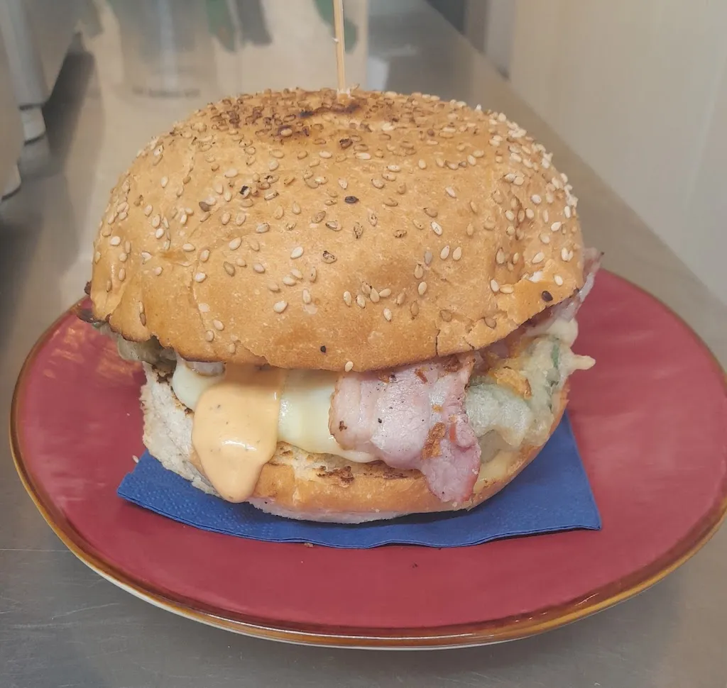 Marta - street food & beverage small restaurant Numana_Numana_slider_image_3