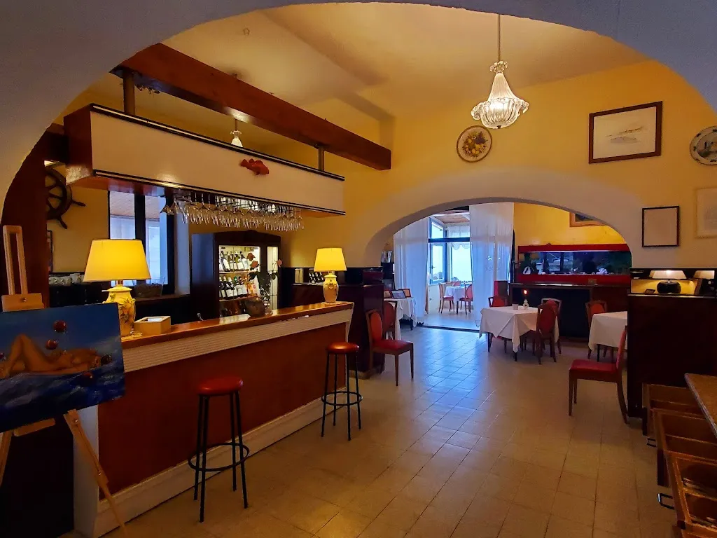 Da Mariolino restaurant in Numana