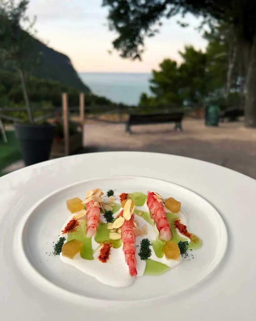 LOfficina_Numana_slider_image_2