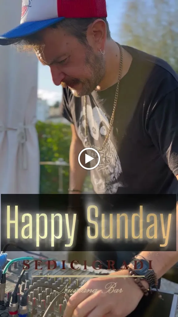 SEDICIGRADI Numana Bar_Numana_slider_image_2