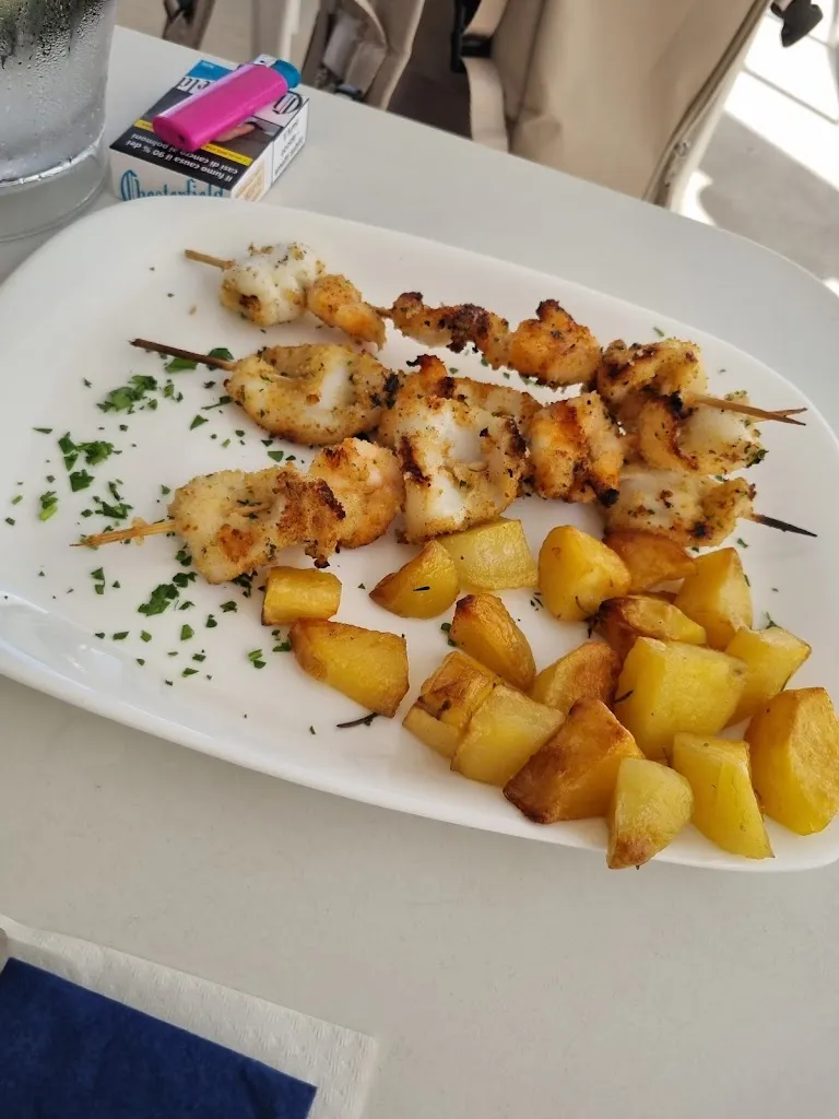 Milena Rafaeli_MARINO 1958 - Restaurant, Suites and Beach Club_Numana_review