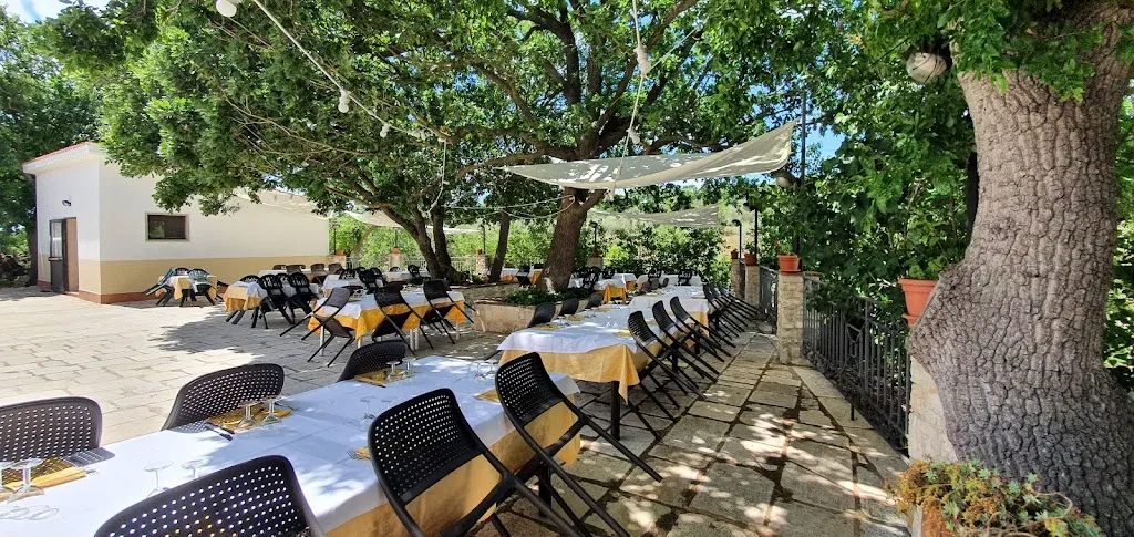 Agriturismo Pantalone restaurant in Cassano delle Murge