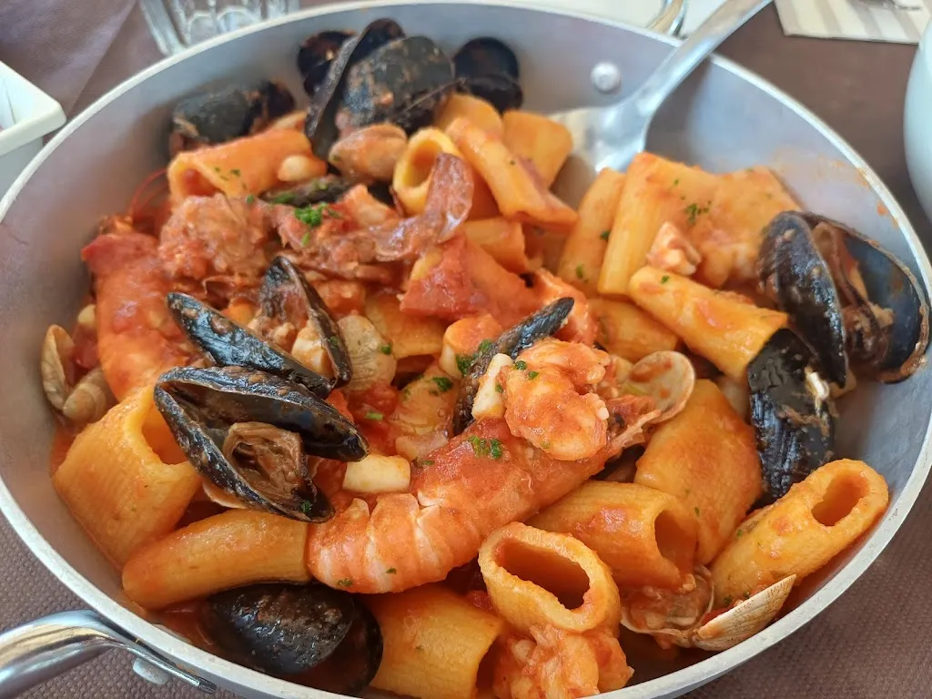 enrico lestingi_Bagni Stella Marina_Numana_recensione