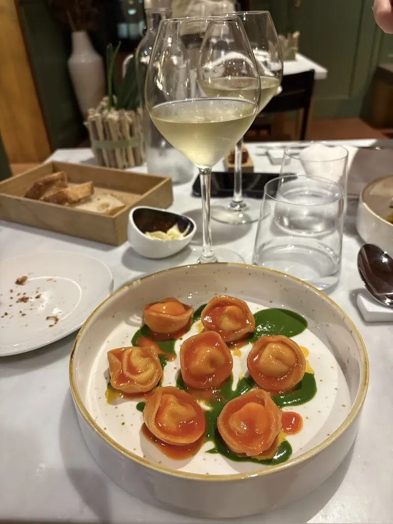 Vicolo Urbani_Numana_slider_image_3