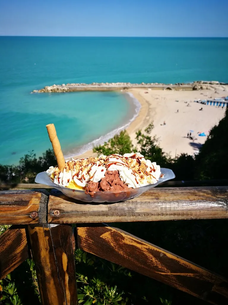 Menu_Ristorante Vittoria - La Terrazza sul Mare_Numana_image_5